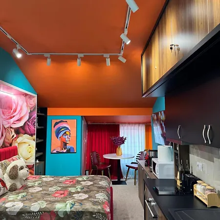 아파트 Ohana 티라나